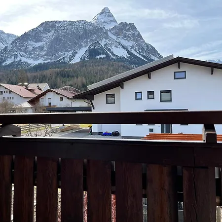 Ferienwohnung Haus Alpenblume Ehrwald Exterior foto